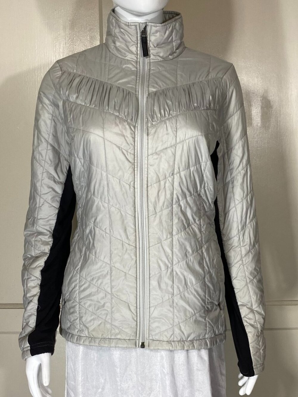 PATAGONIA City Scamper Puffer Jacket 28250 Gray Silver Quilted Thermogreen Sz M